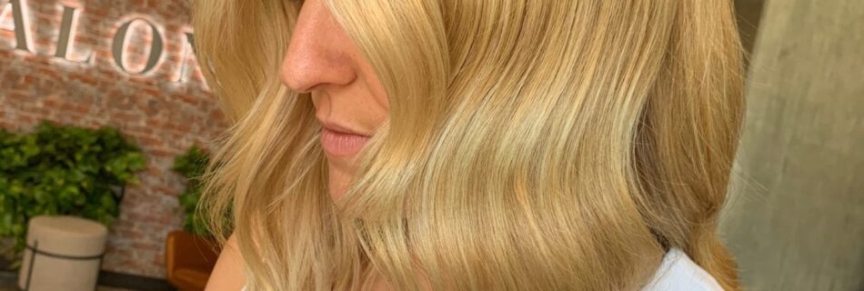 Blonde hair maintence. Melbourne hair colour specialist